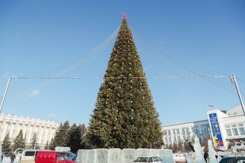 Улаан-Үд хотод шинэ жил тэмдэглэх зардлаас хэмнэсэн мөнгийг цэргийн ажиллагаанд зарцуулна