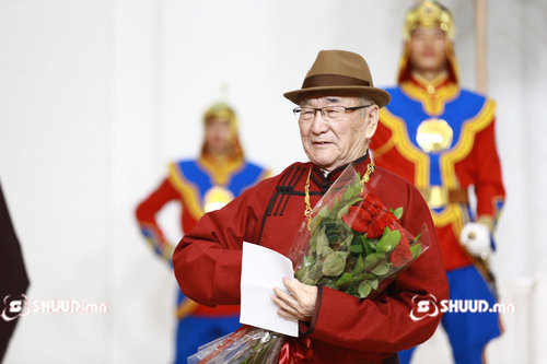 Д.Доржготов: Эрдэм мэдлэг арвижин дэлгэрч, эх орон минь мөнхөд хөгжин дэвших болтугай