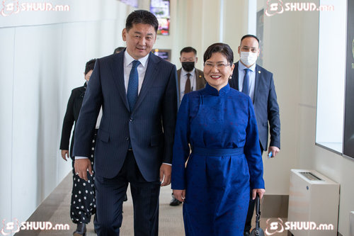 Ерөнхийлөгч У.Хүрэлсүх БНХАУ-д айлчлахаар эх орноосоо мордлоо