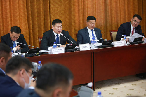 БНХАУ-аас 224 автобус оруулж ирнэ