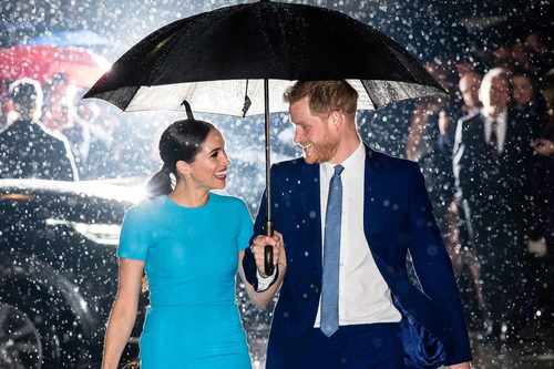 Харри, Меган нарын хайрын түүхийг өгүүлэх баримтат кино гарна