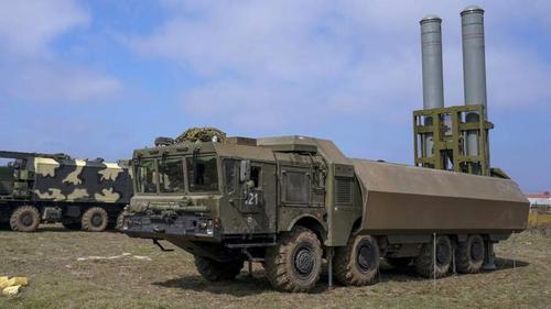 ОХУ Курилийн Парамушир арал дээр пуужингийн комплекс байршуулжээ