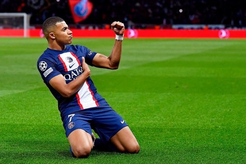 Мбаппе ДАШТ-2022-ын довтлогчдын жагсаалтыг тэргүүлж байна