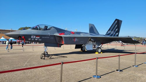 Солонгос 2028 он гэхэд далавчит пуужин бүтээхээр болжээ