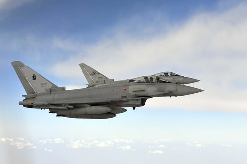 Италийн сөнөөгч онгоц сүйрчээ