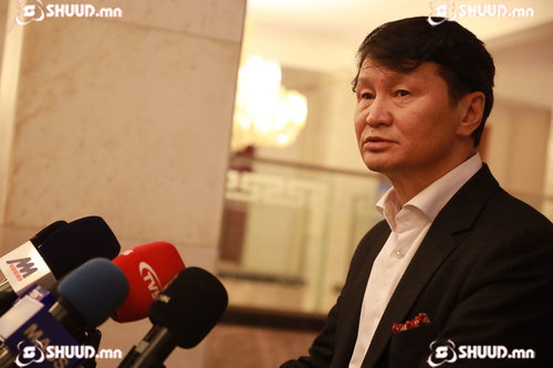 Б.Цогтгэрэл намаа татан буулгаж, АН-тай нэгдлээ