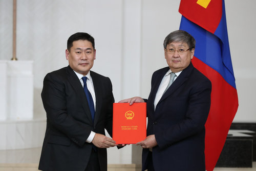 Дөрвөн шинэ сайдыг томиллоо