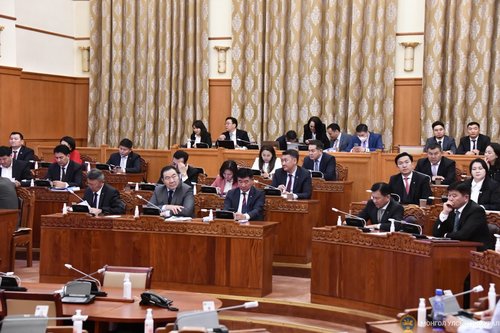 Ц.Даваасүрэн, С.Чинзориг, Х.Булгантуяа нарыг сайдад нэр дэвшүүлснийг Удирдах зөвлөл дэмжжээ