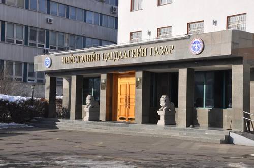 Цагдаагийн байгууллагаас С.Батдөлтэй холбоотой мэдээлэл хийнэ