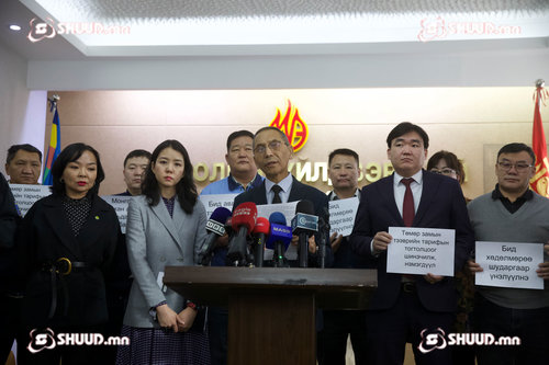 С.Батдөлийн авлигын асуудлыг ТАТВАРААС зайлсхийсэн мэтээр ойлгуулах гээд байна