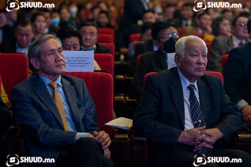 Н.Энхбаяр: Залуусыг яагаад дээд сургуульд үнэгүй сургаж болохгүй байгаа юм бэ?