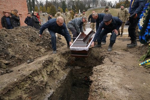 НҮБ: Украины дайнд 6,9 мянган энгийн иргэн амиа алдсан