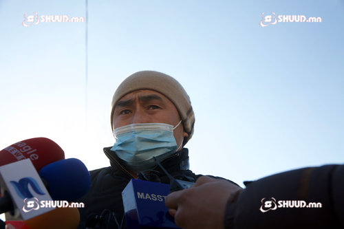 Охины аав: Сорви үлдсэн, гоо сайхан талаасаа муухай харагдаж байгаа