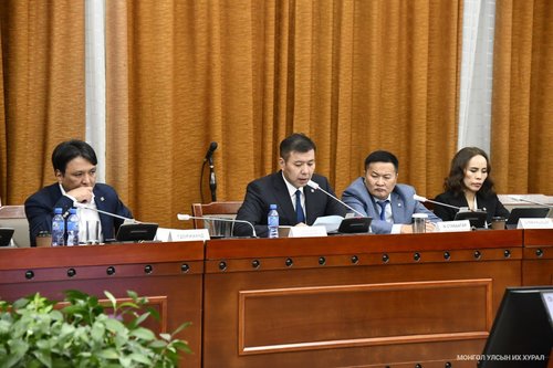 Сонсгол: Өнөөдөр 15 компанийн зээлийн асуудлыг хэлэлцэнэ