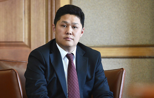 Г.Дөлгөөн: Би яллагдагчаар татагдаад, шалгагдаж байгаа