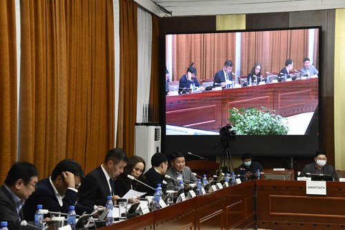 Хөгжлийн банкны зээлээр Кью Эс Си ХХК зээлүүдээ хааж, дансаа зузаатгажээ