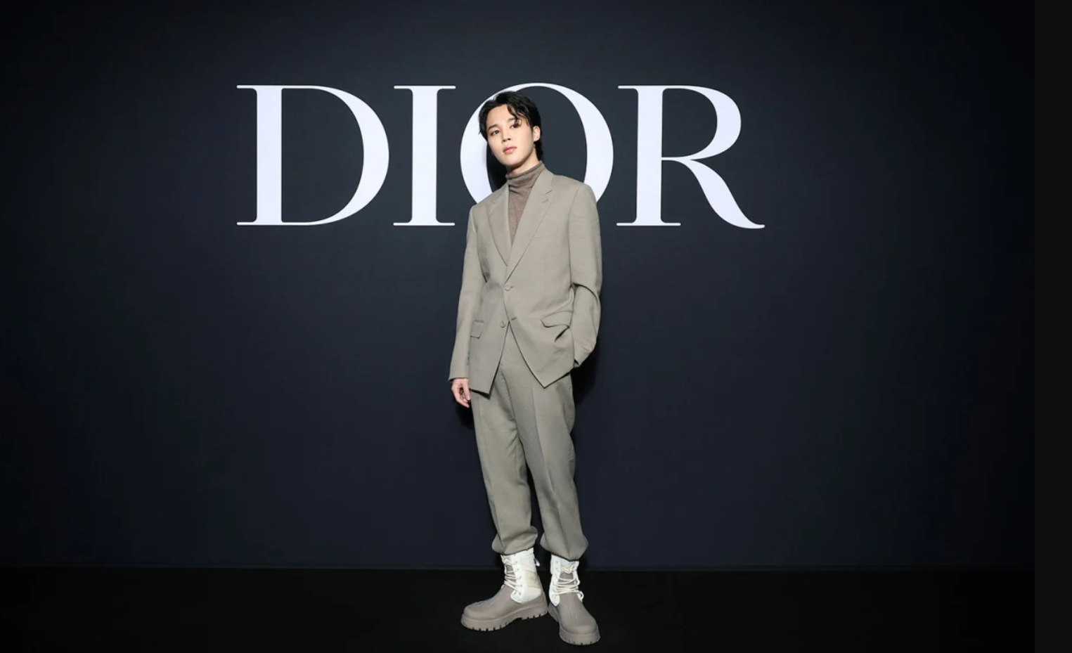 ФОТО: Парисын загварын долоо хоногт Солонгосын алдартнуудыг онцлов