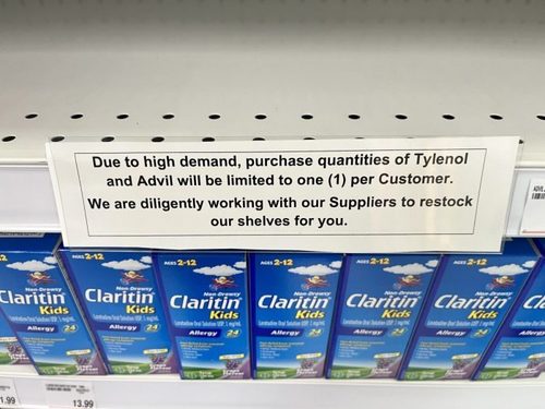 ЕТ: Канад, Япон дахь хятадууд ар гэрийнхэндээ илгээхээр эм бөөндөн авч байна