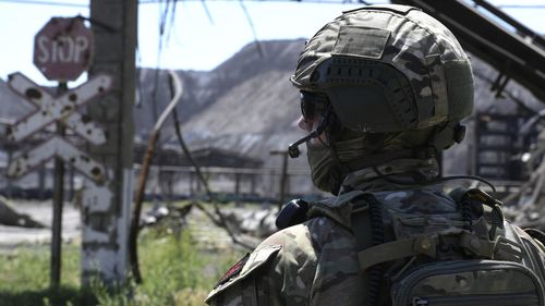 Колумбын хоёр хөлсний цэрэг Украинд амиа алджээ