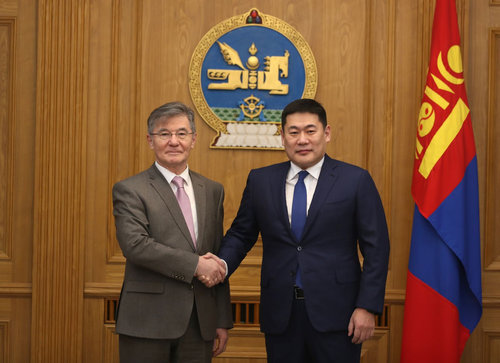 Ерөнхий сайд Л.Оюун-Эрдэнэ ОХУ-ын Элчин сайд И.К.Азизовтай уулзлаа