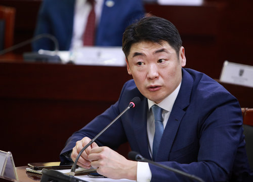 М.Баяраа даргатай ЗАА өнгөрсөн сард ГУРВАН тэрбум төгрөг зарцуулжээ