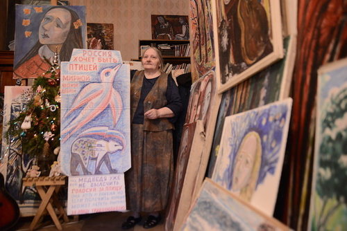 Петербург хотод дайн эсэргүүцсэн сэдэвт уран зургийн үзэсгэлэн нээгджээ