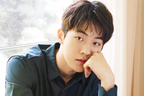 Жүжигчин Нам Жү Хёг гуравдугаар сард цэрэгт явна