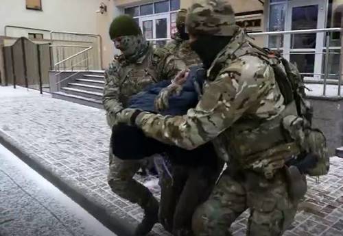 ОХУ-ын шүүх Украины иргэнийг тагнуулын хэрэгт буруутгаж, 16 жилийн ял оноожээ