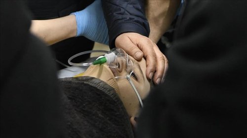 Туркийн газар хөдлөлт: 260 цагийн дараа аврагдсан хүмүүс