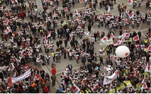Германы төрийн албан хаагчид эсэргүүцэлд нэгдэж, ажил хаяна гэж мэдэгджээ