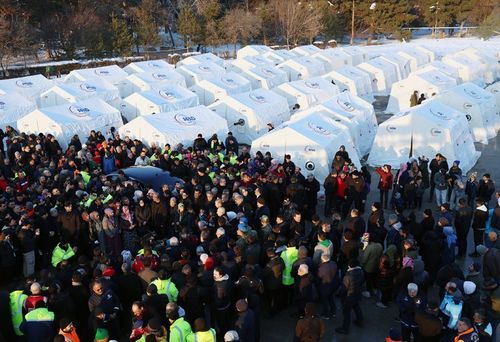 Газар хөдлөлтөөр сүйрсэн хотуудыг жилийн дотор сэргээнэ гэж Эрдоган амлав