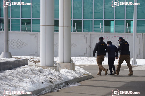 Т.Бадамжунайг “Хахууль авах” гэмт хэрэг үйлдсэн эсэхийг шалгах шаардлагатай гэж үзлээ