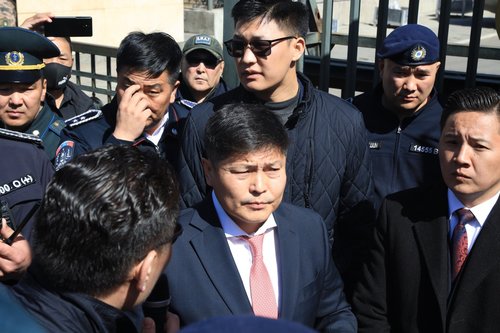 Х.Нямбаатар: АН-ын залуусаа, эхлээд мянганы хулгайч Женко, Элбэгээ нараасаа ангижир