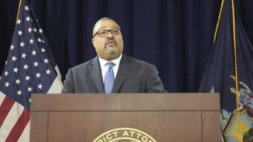 Трампад холбогдох хэргийг шалгаж буй прокурор сүрдүүлсэн захидал хүлээн авчээ