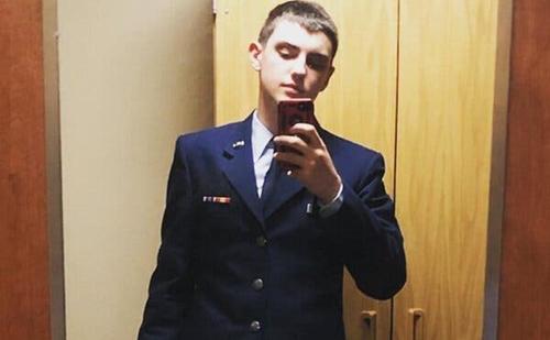 АНУ-ын нууц мэдээллийг дэлгэсэн хэргийн сэжигтэн цэргийн алба хаагч баривчлагджээ