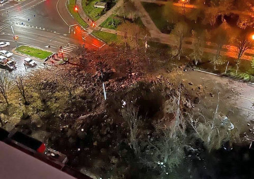 Оросын онгоц Оросынхоо хот дээр бөмбөг хаяжээ