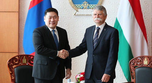 Ерөнхий сайд Л.Оюун-Эрдэнэ Унгар Улсын Үндэсний Ассамблейн даргад бараалхлаа