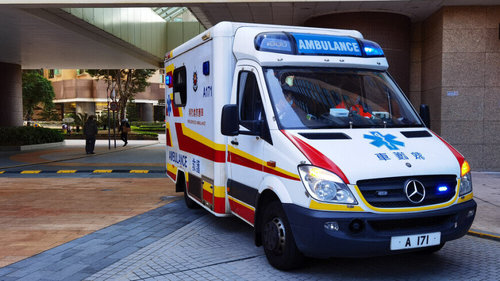 Хятадын өмнөд хэсэгт машин хаднаас унаж, 11 хүн амиа алджээ