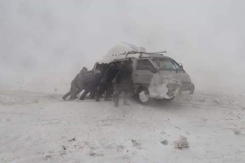 Найман хүнийг эрэн хайж байна