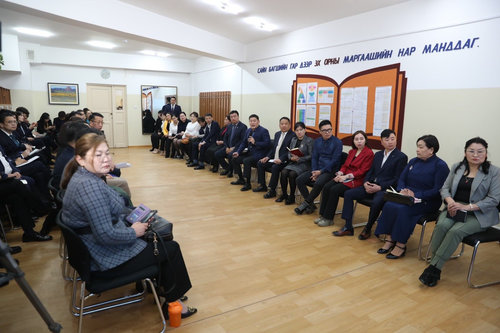 Ерөнхий сайд багшийн хөгжлийг дэмжих цогц хөтөлбөр боловсруулж, танилцуулахыг үүрэгдлээ