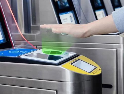 WeChat-д алганы хээгээ уншуулан төлбөр төлөх үйлчилгээтэй болжээ