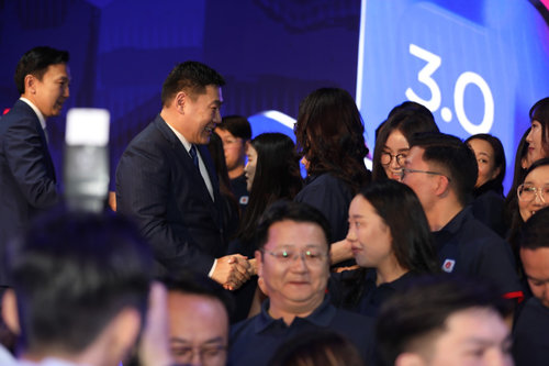 Л.Оюун-Эрдэнэ: Ил тод маргаашийн төлөө цахим шилжилтийг заавал хийх учиртай