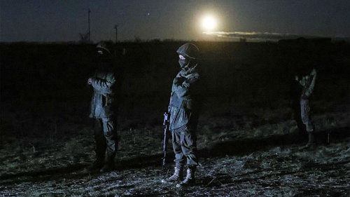 Хөлсний цэргээр фронтод Оросын талд дайтаж байсан зэвсэглэсэн хоригдлууд зугтжээ