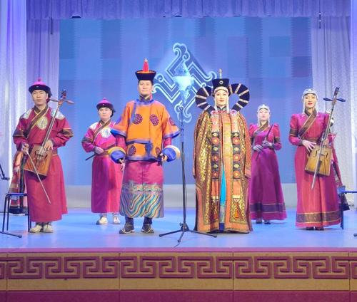 Жуулчны тэмдэглэл: УЛААНБААТАРЫН ГУРВАН СОНСГОЛОНТ ЧИМЭЭ