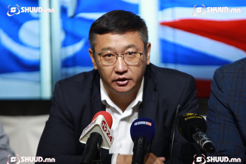 Х.Алтанхуяг: Ч.Номин сайд та соёлгүй аавынхаа өмнөөс уучлалт гуйгаад ажлаа өгнө үү