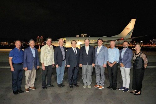 АНУ-ын Төлөөлөгчдийн танхимын төлөөлөгчид Тайваньд очлоо