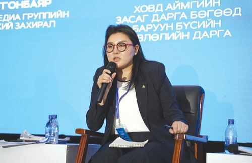 Э.Болормаа дарга аа, төсвийн зарцуулалтаа НУУСААР байх уу