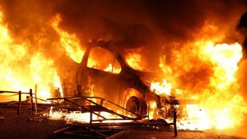 Францад эмх замбараагүй байдалд оролцсон 150 хүнийг баривчилжээ