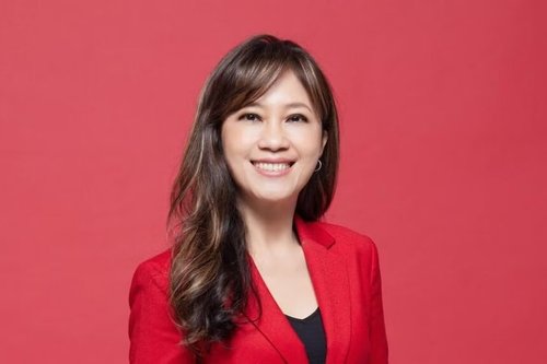 Цай Инвэнийн хэвлэлийн төлөөлөгч бие хамгаалагчтай учир ургуулсны улмаас огцорчээ