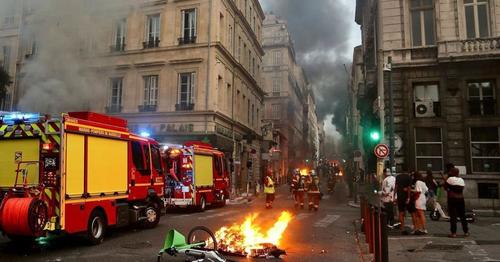 Францад алагдсан хүүгийн эмээ эмх замбараагүй байдлыг зогсоохыг уриалжээ